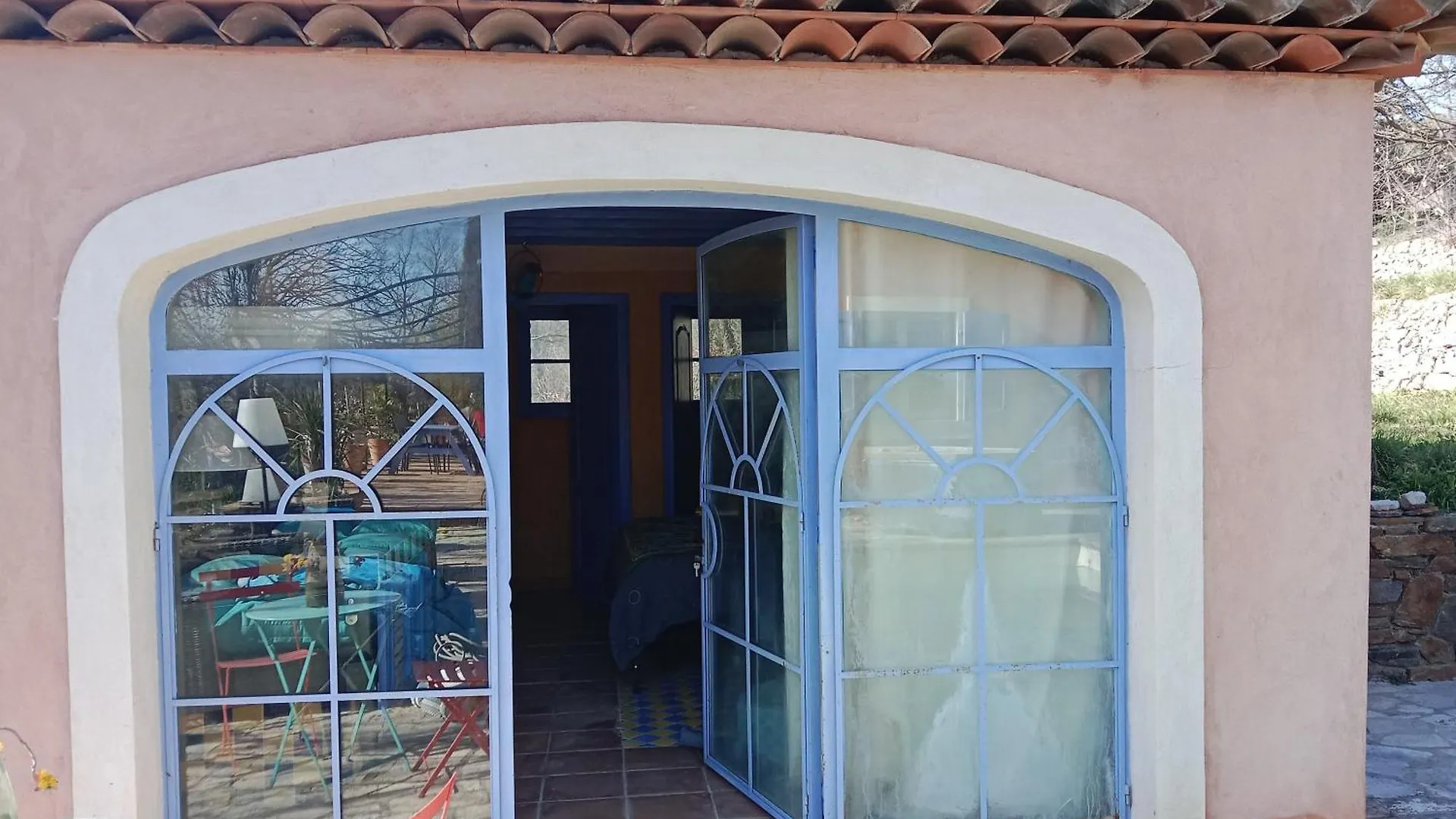 Guest house Maison D'Hotes Atypique Casa Ammirati Flayosc
